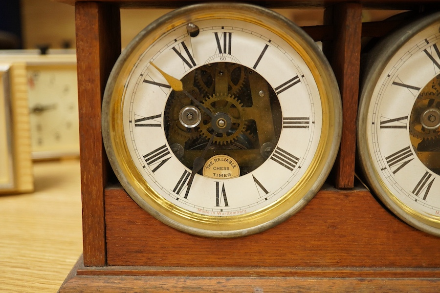 A William Tanner 'The Reliable Chess Timer' in an oak case, stamped to the reverse ‘HAO Make, Made in Wurttemberg’. Condition - fair to good.
